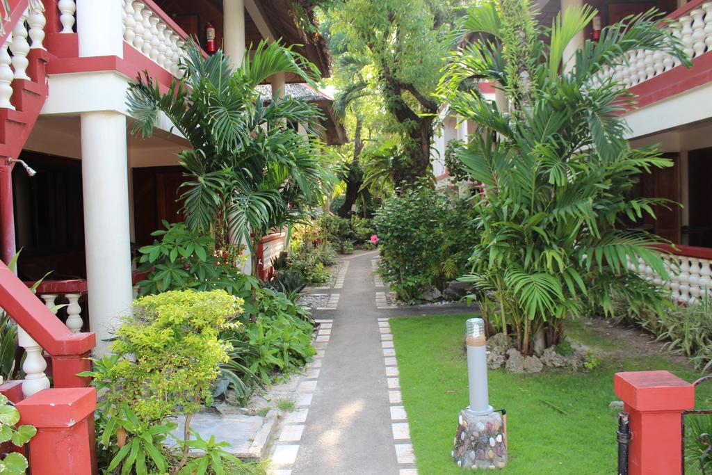 Tonglen Beach Resort Balabag  Dış mekan fotoğraf