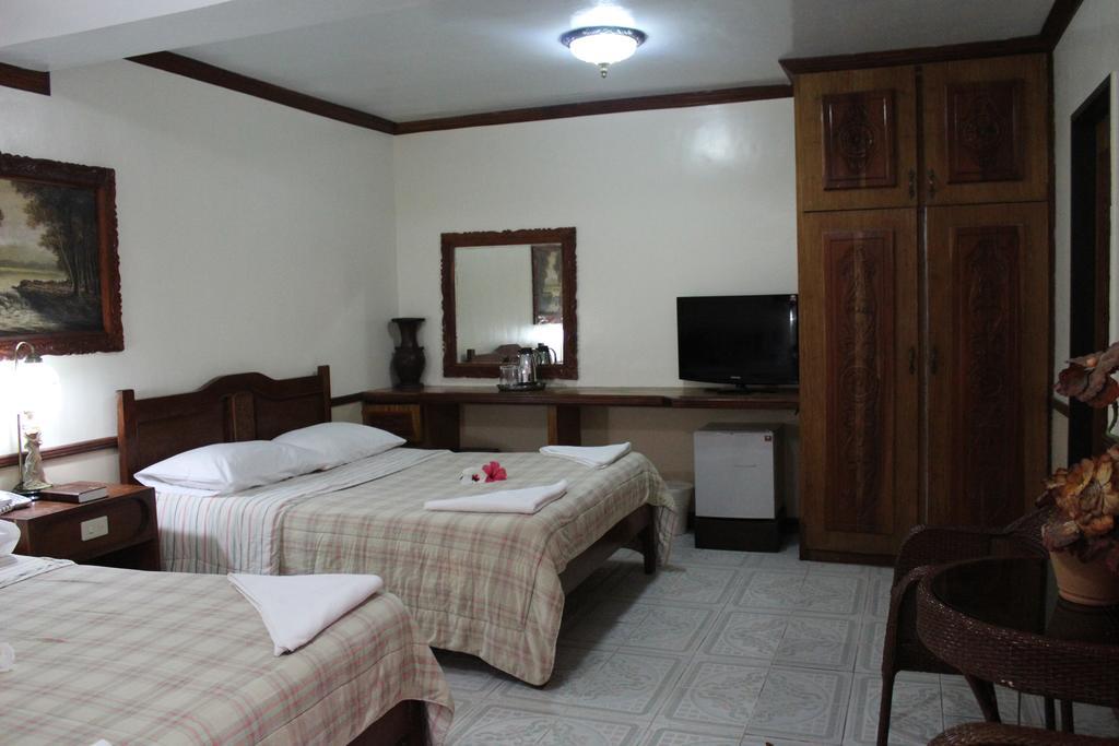 Tonglen Beach Resort Balabag  Oda fotoğraf