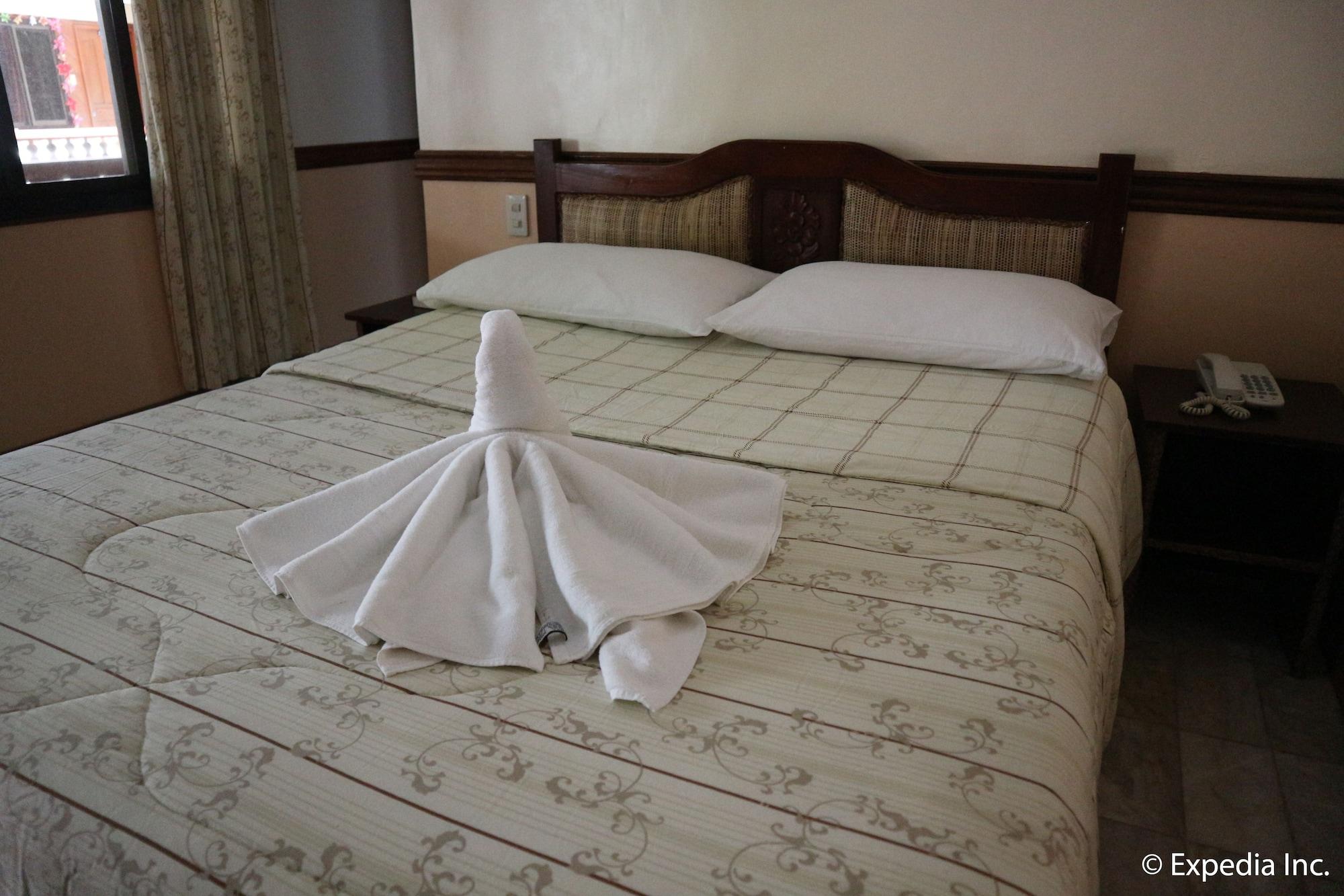 Tonglen Beach Resort Balabag  Dış mekan fotoğraf