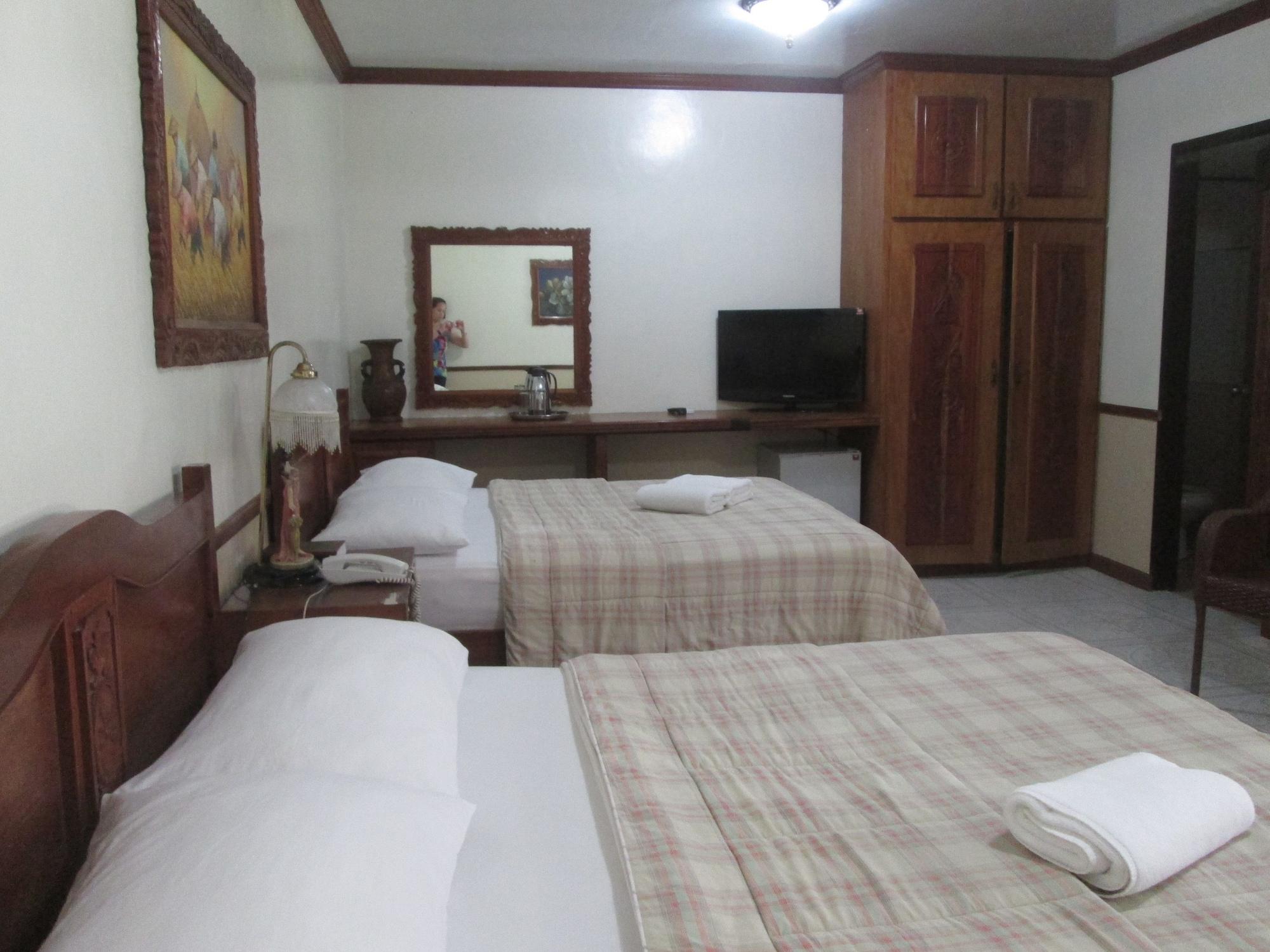 Tonglen Beach Resort Balabag  Dış mekan fotoğraf