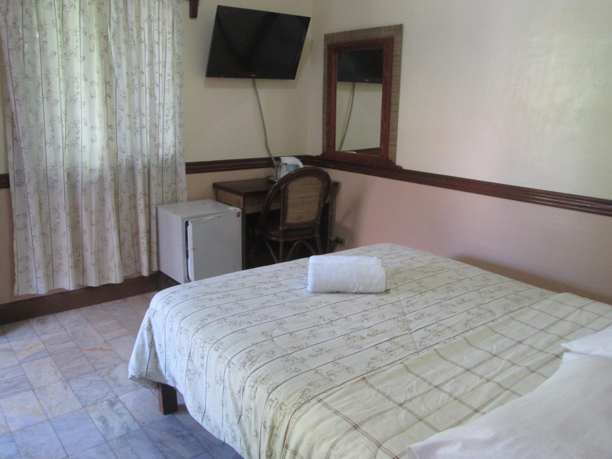 Tonglen Beach Resort Balabag  Dış mekan fotoğraf